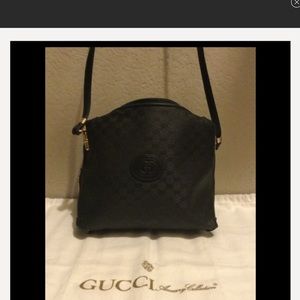 AUTHENTIC GUCCI SMALL CROSSBODY BAG